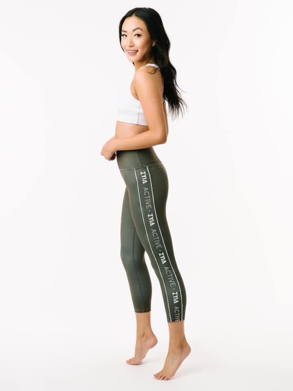 Olive Logo Stripe Light n Tight Hi-Rise Capri 20" size 8-10